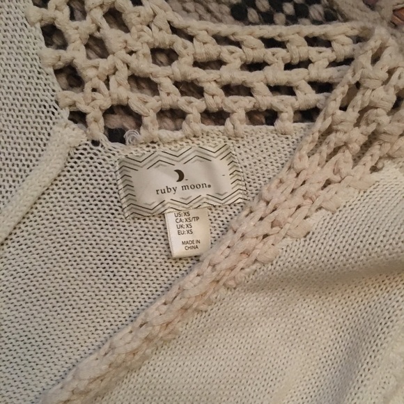 Ruby Moon Sweater - Picture 3 of 4